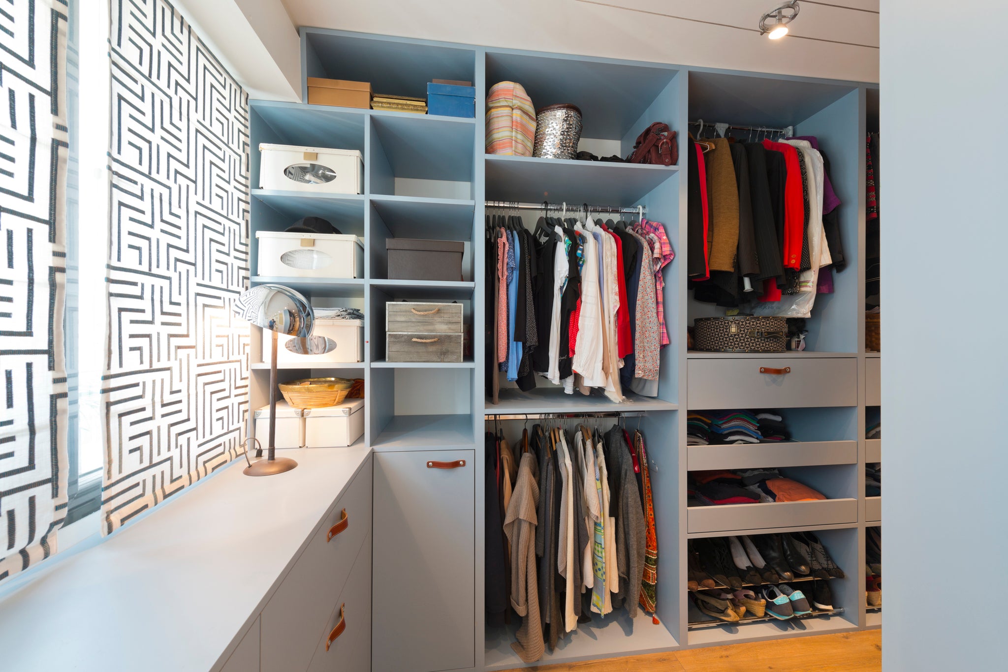 How To Organize Your Closet