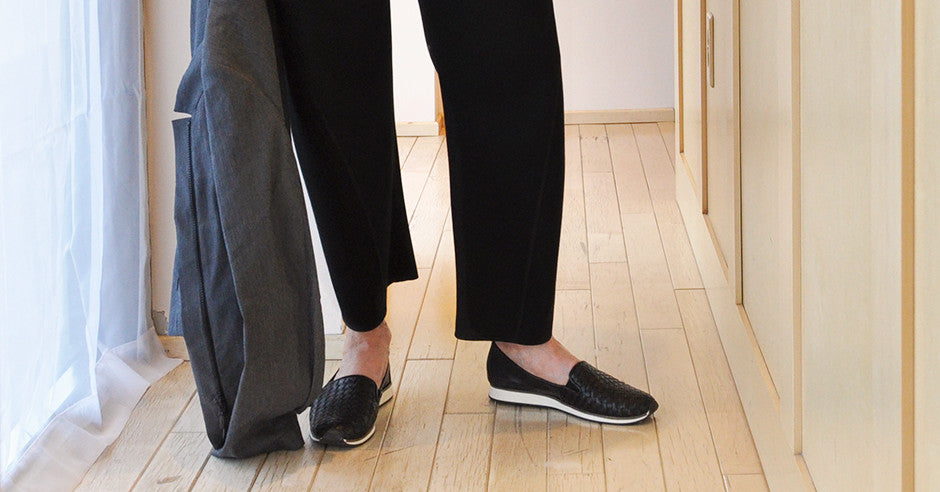 How To Wear Sneakers To Work