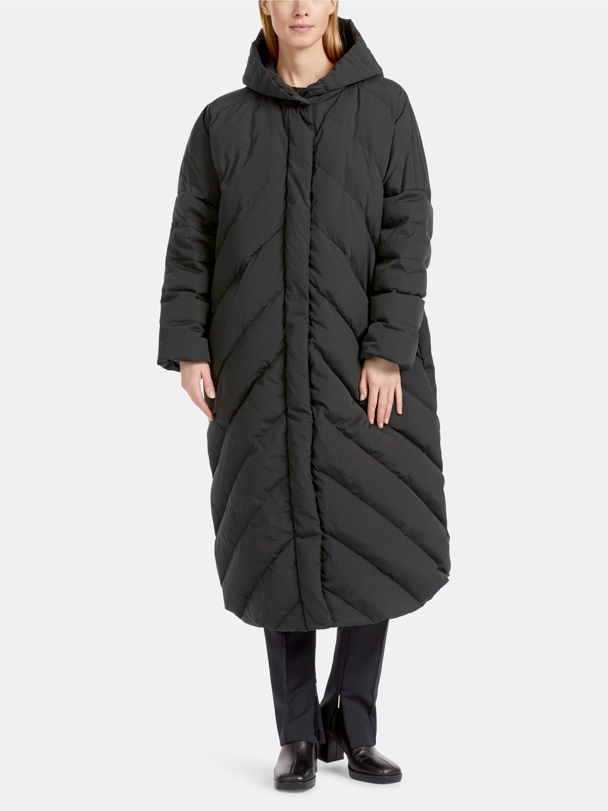 BLACK QUILTED COAT WITH DOWN FILLING